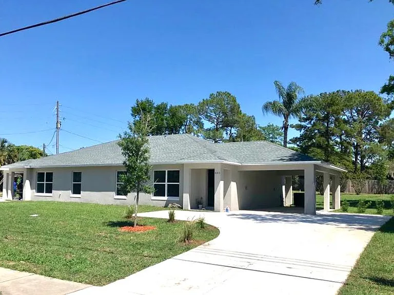 Leesburg 3